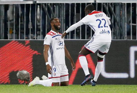  里昂锋线全面开花，法甲进攻火力持续领跑联盟